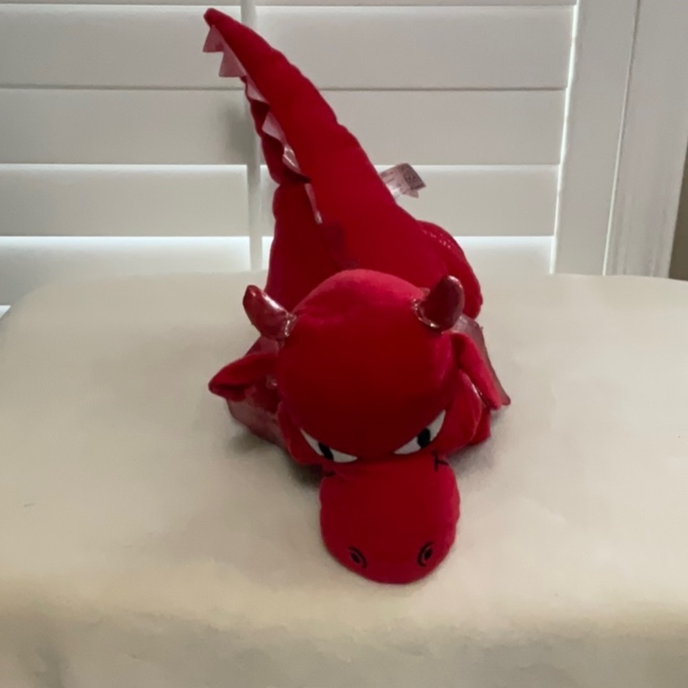 Dino - Picture 2 of 8